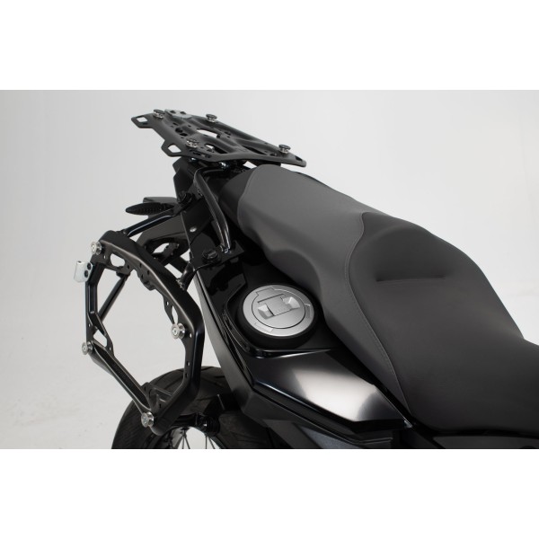 Soporte lateral PRO Negro. BMW F 800 / 700 / 650 GS (07-18).