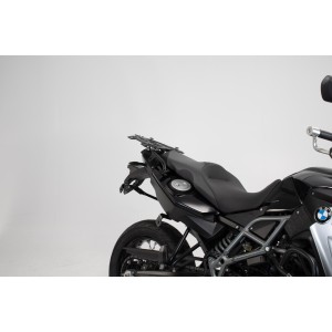 Soporte lateral PRO Negro. BMW F 800 / 700 / 650 GS (07-18).