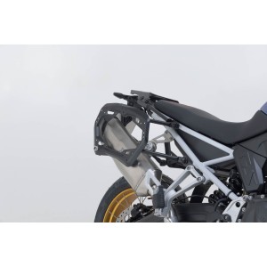 Soporte lateral PRO Negro. BMW F 900 GS (23-).