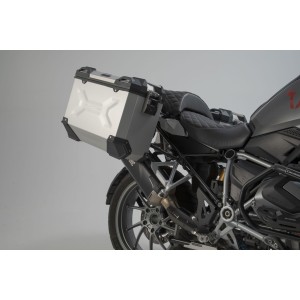 Sistema de maletas TRAX ADV + Akrapovic Plateado. 45/37 l. BMW R 1250 GS/Adv/Rallye (18-).