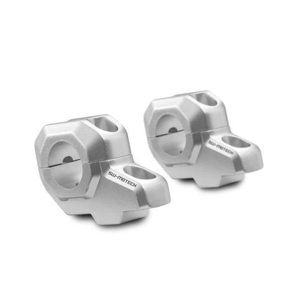 Acercador de manillar Ø 28 mm H - 30 mm. Colocación de 22 mm. Plateado.