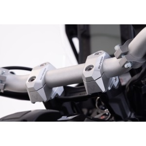 Acercador de manillar variable para Ø28 H-28mm. Colocación 5/10/15/20/25/30 mm. Plateado.