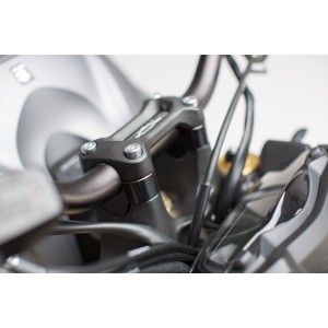 Elevador de manillar h-20 mm. Negro. Suzuki GSX-S 1000/ F/ SK (15-).