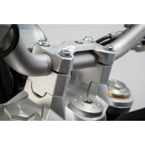 Elevador de manillar H-30 mm. Plateado. BMW F 850 GS/Adv, F 900 GS.