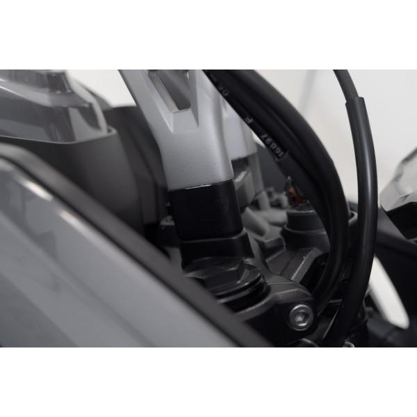 Elevador de manillar H-30 mm. Negro. Triumph Tiger Sport 660 / 800.