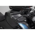 Protectores de maneta con deflector de aire Negro. Modelos Suzuki GSX-S.