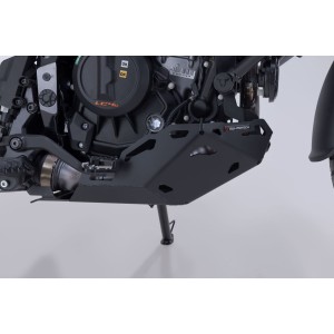 Protector de motor Negro. KTM 250 Adv / 390 Adv (25-).