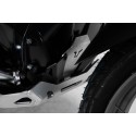 Extensión delantera de protector de motor Negro/plateado. BMW R1200 (12-18), R1250 (18-).