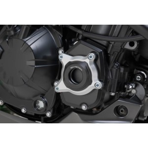 Protector de la tapa para la carcasa del motor Negro/Plateado. Modelos Kawasaki Z900 (16-).
