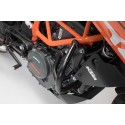 Protecciones laterales de motor Negro. KTM 390 Duke (13-20).