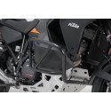 Protecciones laterales de motor Negro. KTM 1290 / 1390 Super Adventure (21-).