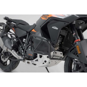 Protecciones laterales de motor Negro. KTM 1290 / 1390 Super Adventure (21-).