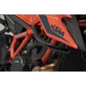 Protecciones laterales de motor Negro. KTM 1290 Super Duke R / EVO (19-).