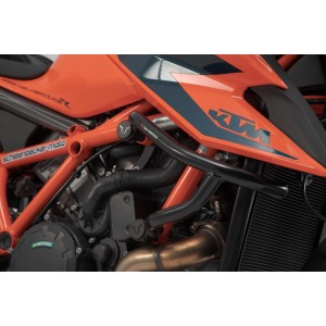 Protecciones laterales de motor Negro. KTM 1290 Super Duke R / EVO (19-).