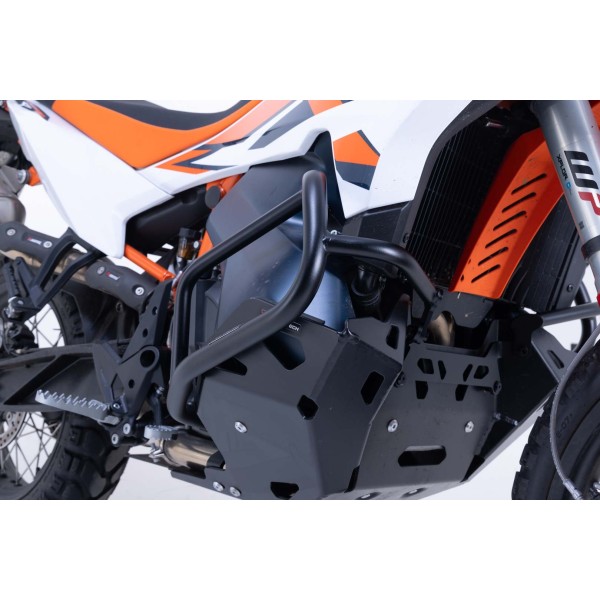Protecciones laterales de motor Negro. KTM 790 Adv (23-), 890 Adv/R (22-).