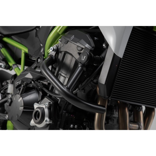 Protecciones laterales de motor Negro. Kawasaki Z900 (16-).