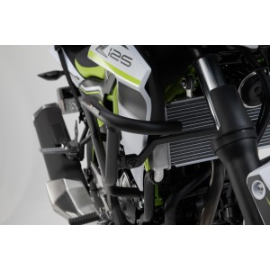 Protecciones laterales de motor Negro. Kawasaki Z125 (18-).