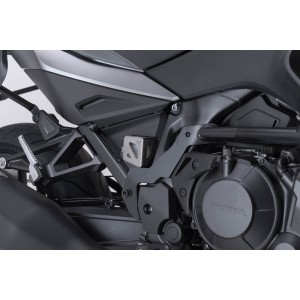 Protector del depósito de líquido de frenos Plateado. Suzuki DL1000, Honda CRF1000L/1100L.