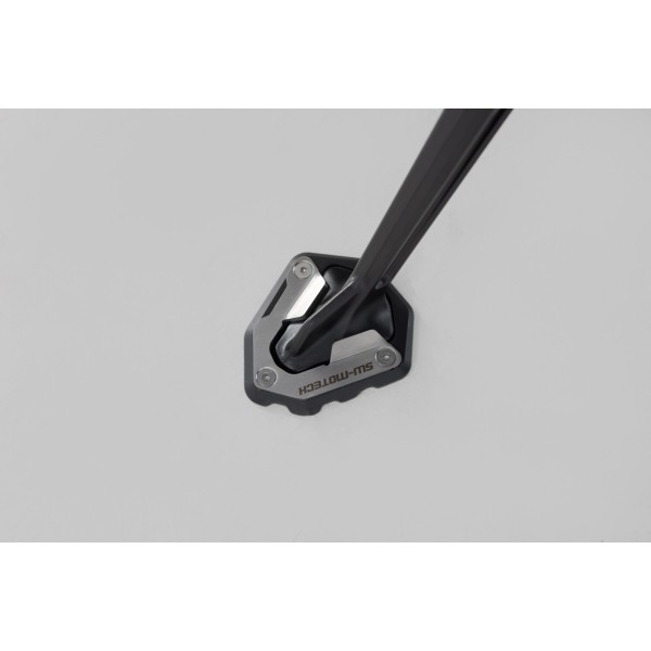 Extension para caballete lateral Negro/plateado. KTM 1290 Super Adventure/S (21-).
