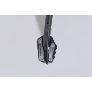 Extensión para caballete lateral Negro/Plateado. Suzuki GSX-S10000GX (23-).