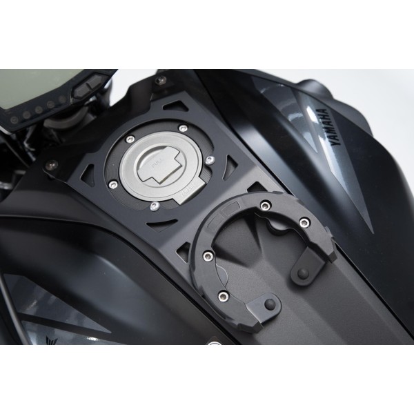 Anillo de depósito EVO Negro. Yamaha MT-07 (18-20).