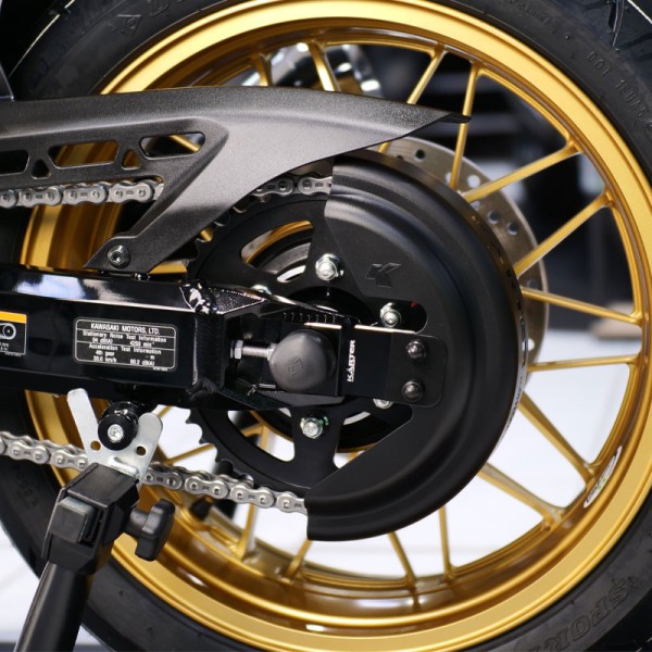 KAWASAKI Z900RS a partir de 2018 - Protector de cadena Negro