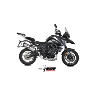 Mivv Slip-On Oval St. Steel con tapa carbono Benelli TRK 702 / X 2023-25