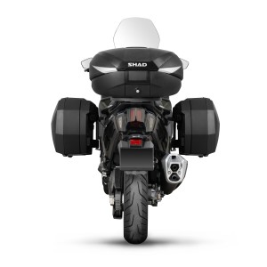 FIJACION PARA MALETA SUPERIOR KYMCO CV3 550/575