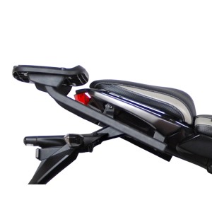 FIJACION PARA MALETA SUPERIOR KAWASAKI ER 650