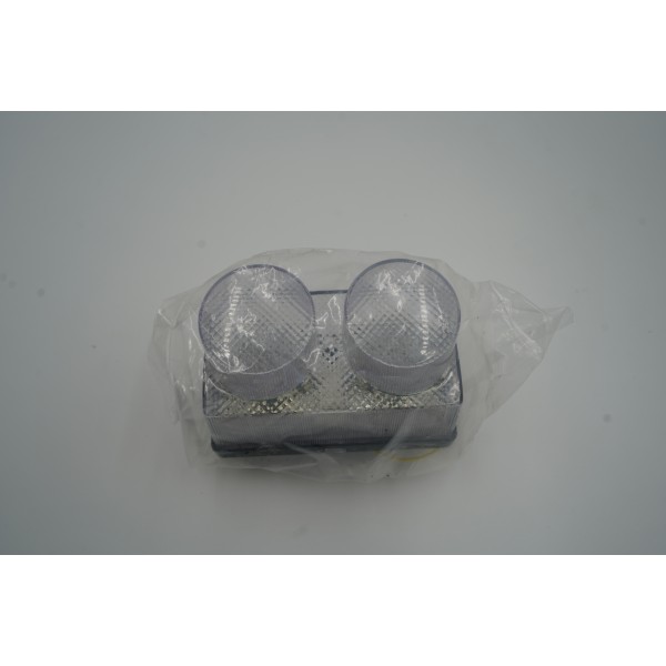 Piloto trasero blanco de leds con intermitentes integrados Ermax 910201044