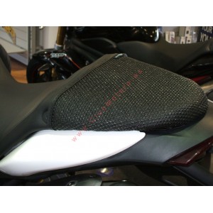 Malla antideslizante Triboseat para Triumph Speed Triple R (2011-2017)