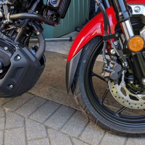 Alargador de guardabarros delantero Ermax 710218Z03