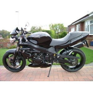 Protectores de caída Classic cp0090xx Requiere taladrar un agujero de 28mm R&G CP0090BL