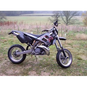 Protectores de horquilla eje delantero fp0015xx  R&G FP0015BK