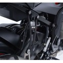 Soporte de escape con eliminador de estribera de pasajero EH0076BKA Para escape Akrapovic R&G EH0076BKA