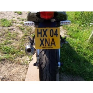 Soporte de matrícula LP0032BK Luz de matrícula incluida R&G LP0032BK