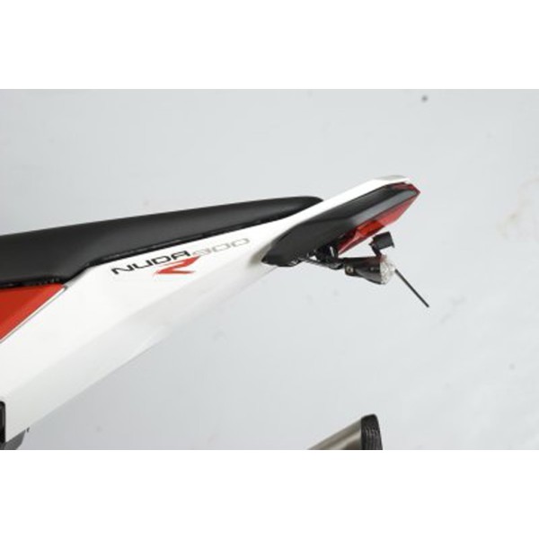 Soporte de matrícula LP0120BK Luz de matrícula incluida R&G LP0120BK