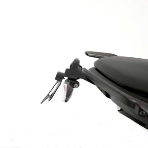 Soporte de matrícula  R&G LP0396BK