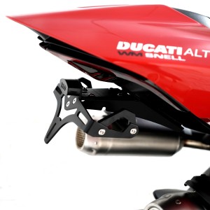 Soporte de matrícula  R&G LP0388BK