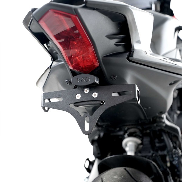 Soporte de matrícula  R&G LP0393BK