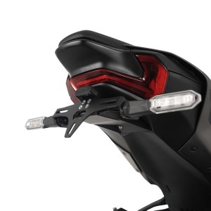 Soporte de matrícula  R&G LP0395BK