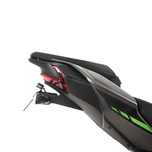 Soporte de matrícula  R&G LP0395BK