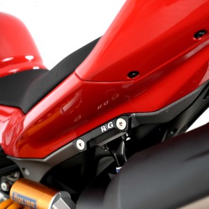 Eliminador de estriberas de pasajero Pareja R&G BLP0149BK