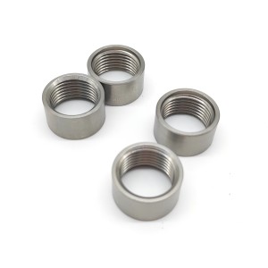 Rosca Sonda Lambda Titanio base curva 12mm M18×1,5/D21,8×12  Akrapovic P-LBTR