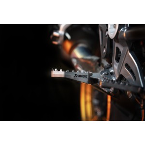 Kit de posapiés Adventure  Akrapovic F-BM13T1