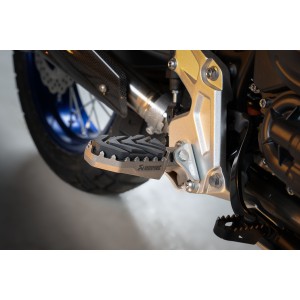 Kit de posapiés Adventure  Akrapovic F-Y7T2