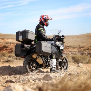 TOP CASE TR48 TERRA BLACK EDITION