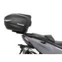FIJACION PARA MALETA SUPERIOR KYMCO AK 550