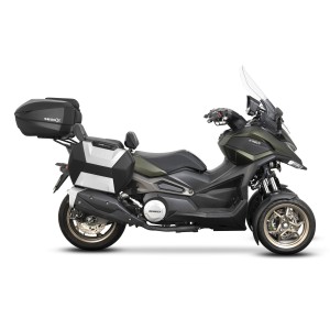 FIJACION PARA MALETA SUPERIOR KYMCO CV3 550/575