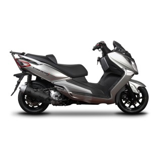 FIJACION PARA MALETA SUPERIOR SYM JOYMAX 125-i/250i/300i